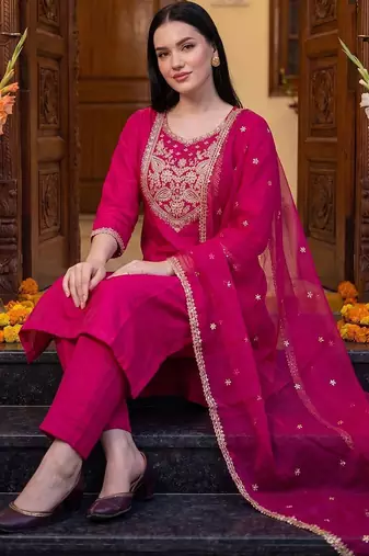 Women Ethnic Motifs Embroidered Regular Thread Work Kurta with Trousers & With Dupatta