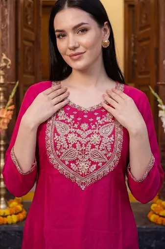 Women Ethnic Motifs Embroidered Regular Thread Work Kurta with Trousers & With Dupatta