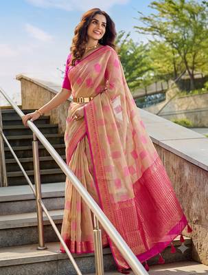 beige cotton blend saree for women | pink border festive & party ethnic wear 3