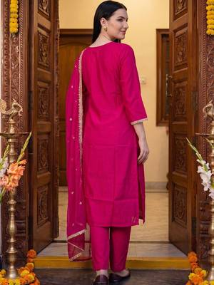 Women Ethnic Motifs Embroidered Regular Thread Work Kurta with Trousers & With Dupatta 6