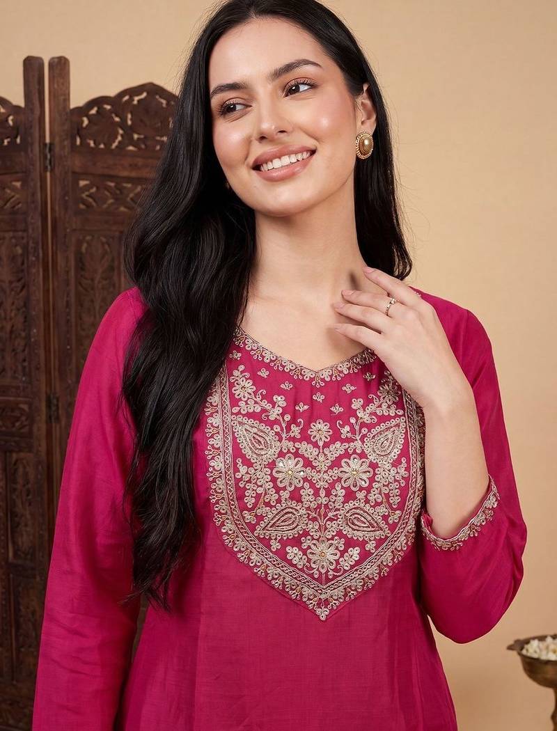 Women Ethnic Motifs Embroidered Regular Kurta with Trousers & With Dupatta