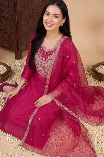 Women Ethnic Motifs Embroidered Regular Kurta with Trousers & With Dupatta