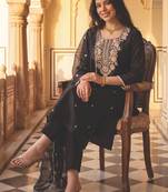 Women Ethnic Motifs Embroidered Regular Thread Work Kurta with Trousers & With Dupatta