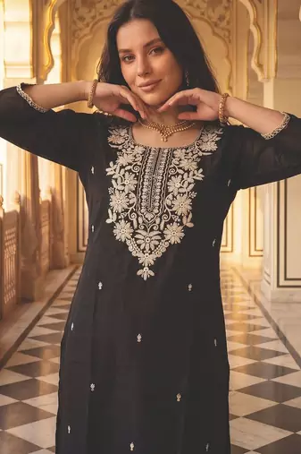 Women Ethnic Motifs Embroidered Regular Thread Work Kurta with Trousers & With Dupatta