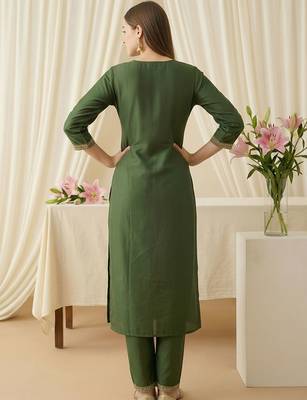 Women Ethnic Motifs Embroidered Regular Thread Work Kurta with Trousers & With Dupatta 7