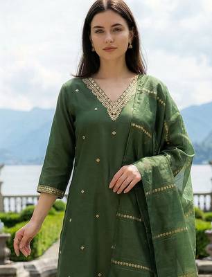 Women Ethnic Motifs Embroidered Regular Thread Work Kurta with Trousers & With Dupatta 5