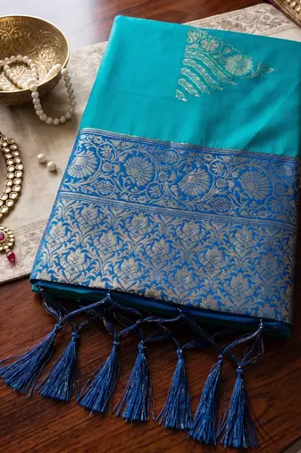 sky blue soft silk blend saree | navy contrast border traditional wear for women