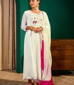 Women's Beautiful Embroidery Work Georgette Fabric Flared Kurta Pant and Dupatta Set