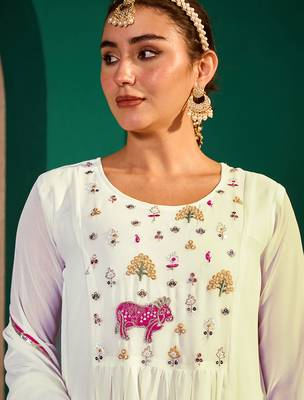 Women's Beautiful Embroidery Work Georgette Fabric Flared Kurta Pant and Dupatta Set 2