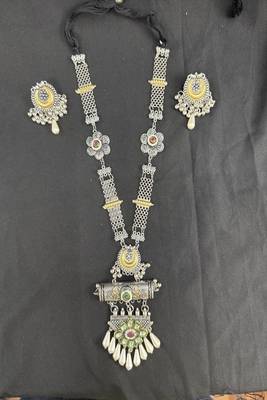 Oxidised Silver Tribal Necklace Set with Multicolor Stone Pendant & Pearl Drops, Navratri Jewellery Set for Women 2