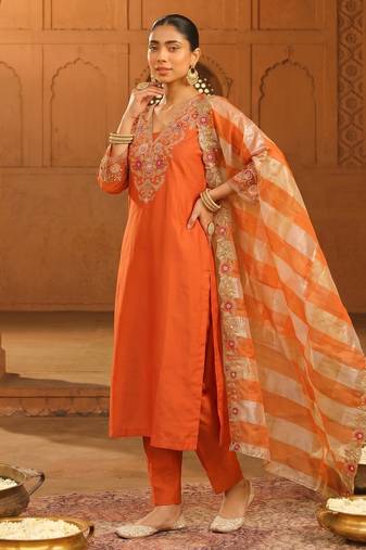 Embroidery Silk Blend Fabric Straight Kurta Pant and Dupatta Set