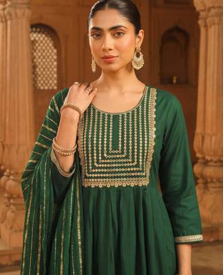 Women's Beautiful Embroidery Work Viscose Silk Fabric Flared Kurta Pant and Dupatta Set 2