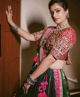 Dark Green Beautiful digital print & MIRROR With Gota Patta Cotton Lahenga Choli Set 3
