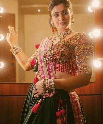 Dark Green Beautiful digital print & MIRROR With Gota Patta Cotton Lahenga Choli Set 4