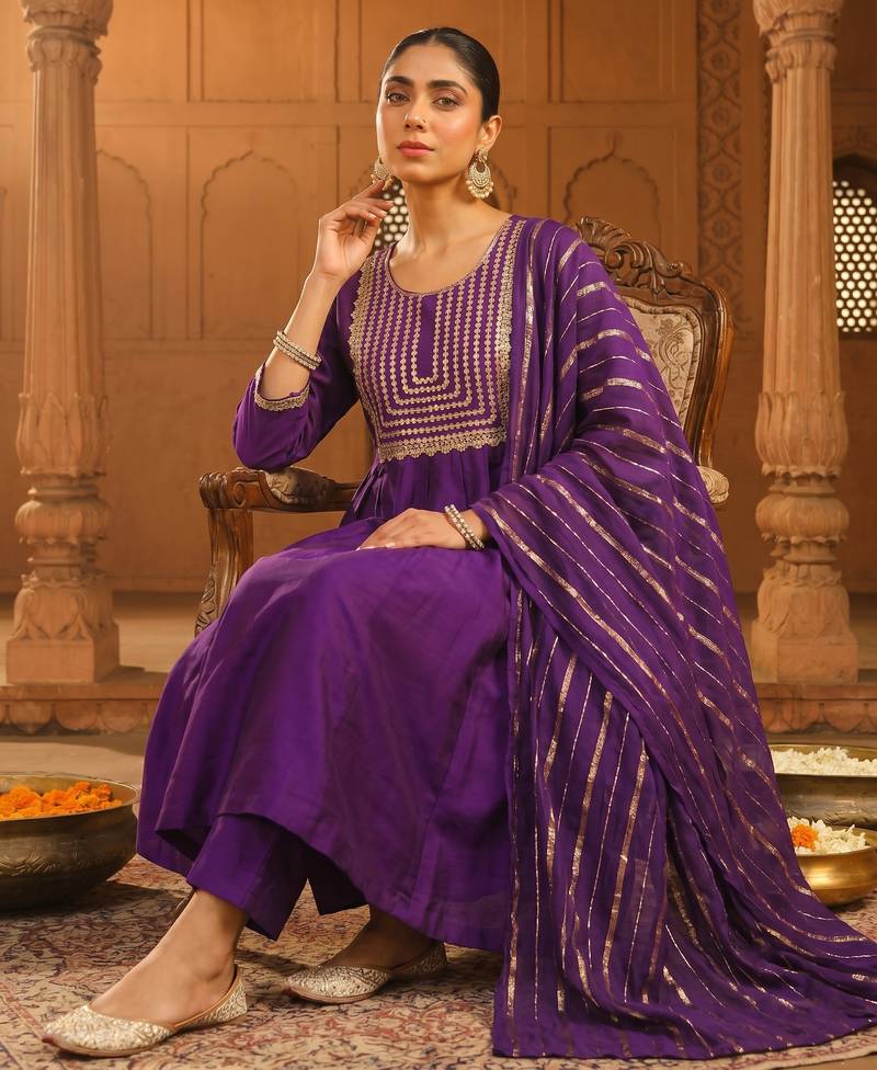 Embroidery Viscose Silk Fabric Flared Kurta Pant and Dupatta Set