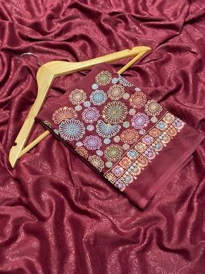 Maroon Color Original flower design work work with floral design Silk blend Saree 3
