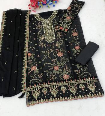 Black heavy zari work kurti suit set 4