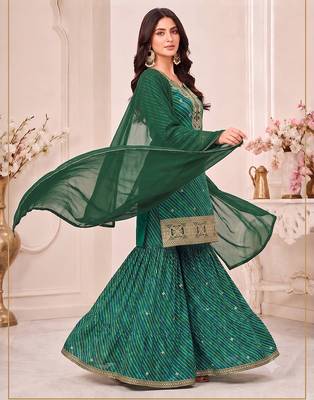 Green leheriya print embroidered georgette kurta set with dupatta 3