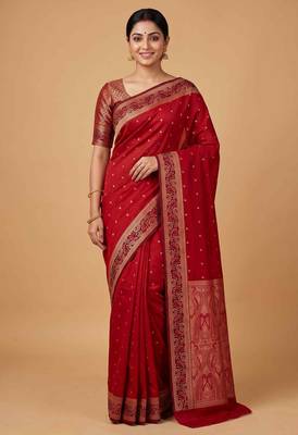 Red cotton silk banarasi  saree with  zari booti & tanchoi work 1