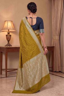 golden banarasi silk blend blend saree with tringular boota work  2