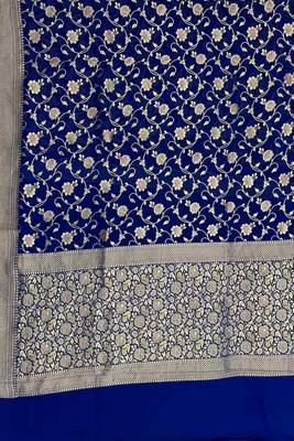 royal blue banarasi silk blend saree with floral zari rangkart work 4