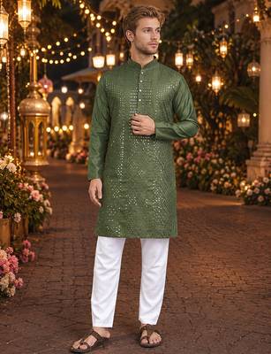 Green embroidered silk blend straight kurta 1