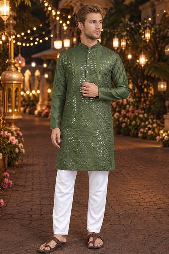 Green embroidered silk blend straight kurta