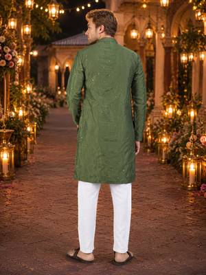Green embroidered silk blend straight kurta 2