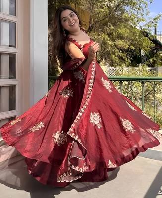 Maroon frandy silk heavy thread embroidery work kurta palazzo set 4