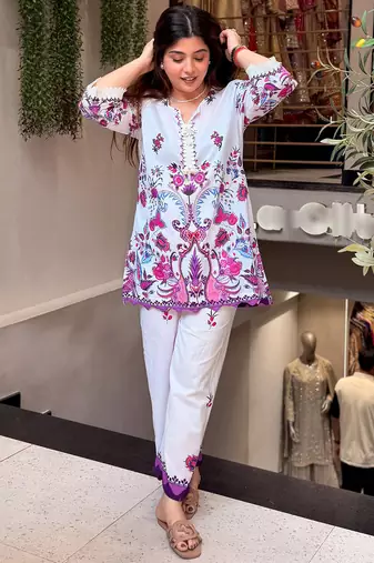 Off white cotton printed kurta with pant