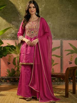 Rani pink french crepe heavy thread embroidery work kurta palazzo set 1