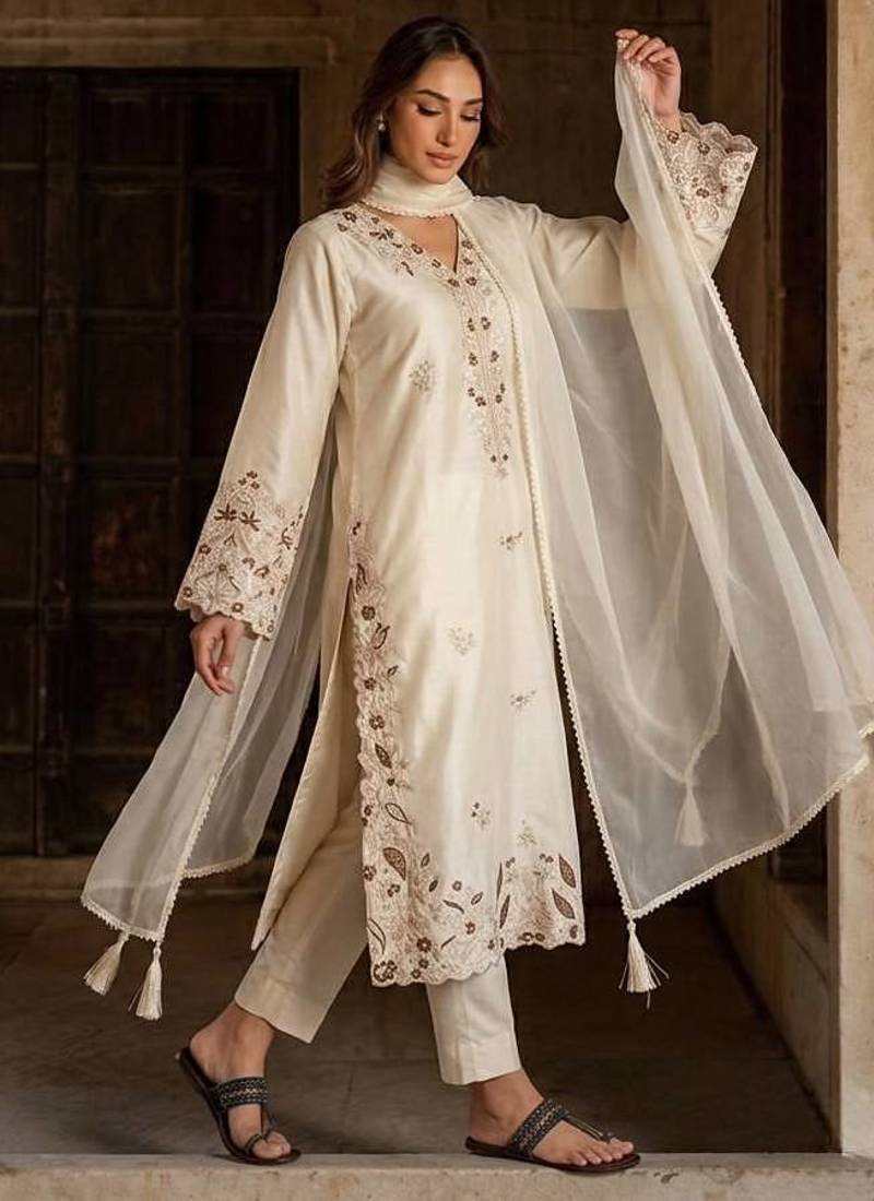 Ivory pure roman glass embroidered kaftan set with dupatta