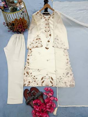 Ivory pure roman glass embroidered kaftan set with dupatta 2