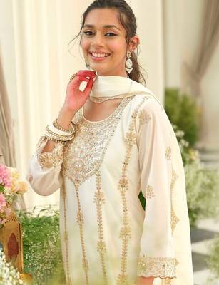 Women Ethnic Motifs Embroidered Regular Gotta Patti Kurta with Palazzos & With Dupatta 4
