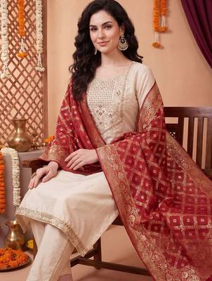Women Ethnic Motifs Embroidered Regular Thread Work Kurta with Trousers & With Dupatta 2