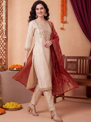 Women Ethnic Motifs Embroidered Regular Thread Work Kurta with Trousers & With Dupatta 4