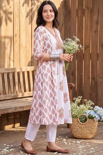 Women Ethnic Motifs Printed Empire Thread Work Pure Cotton Kurta with Trousers