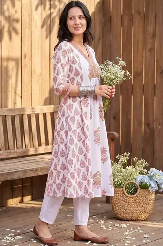 Women Ethnic Motifs Printed Empire Thread Work Pure Cotton Kurta with Trousers