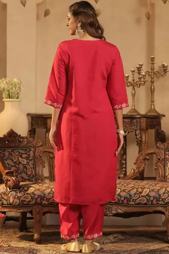 Women Floral Embroidered Regular Sequinned Straight Kurta with Trousers & Dupatta