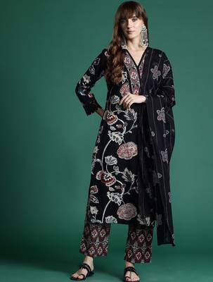 Floral Printed Sequinned Pure Cotton Kurta With Trousers & Dupatta 5