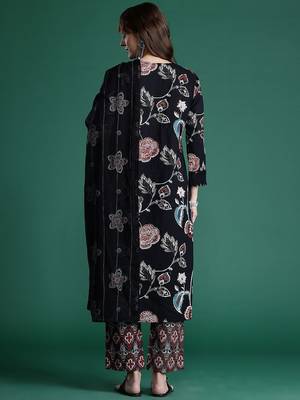Floral Printed Sequinned Pure Cotton Kurta With Trousers & Dupatta 7