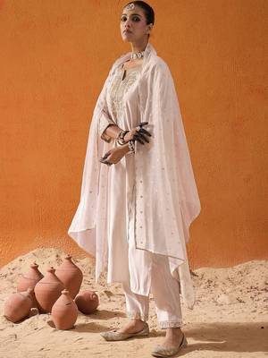 Women Ethnic Motifs Embroidered Regular Kurta With Trousers & Dupatta 4
