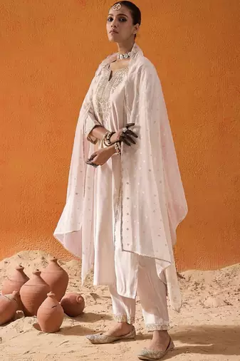 Women Ethnic Motifs Embroidered Regular Kurta With Trousers & Dupatta