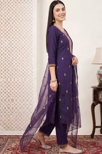 Women Ethnic Motifs Embroidered Regular Thread Work Kurta with Trousers & With Dupatta