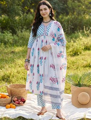 Women Floral Printed Empire Pure Cotton Kurta with Trousers & With Dupatta 6