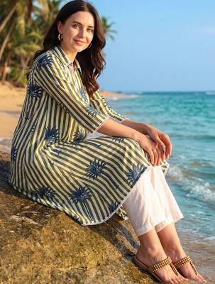 Women Floral Printed Empire Pure Cotton Kurta with Palazzos & With Dupatta 5