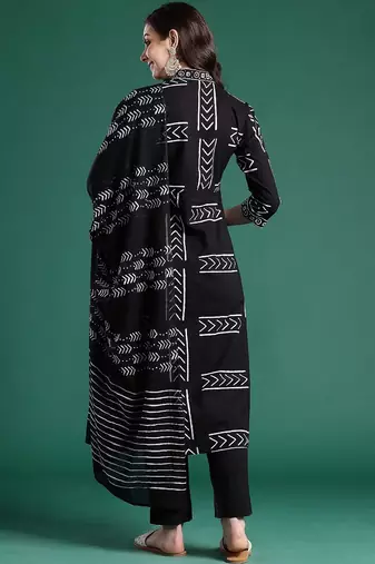 Geometric Printed Empire Thread Work Pure Cotton Kurta with Trousers & Dupatta