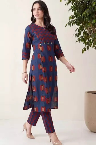 Women Printed Regular Pure Cotton Kurta with Trousers