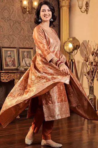Women Ethnic Motifs Regular Kurta with Trousers & With Dupatta