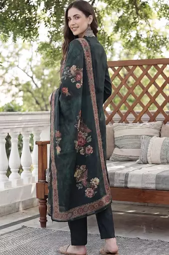 Women Ethnic Motifs Embroidered Regular Thread Work Kurta with Trousers & With Dupatta